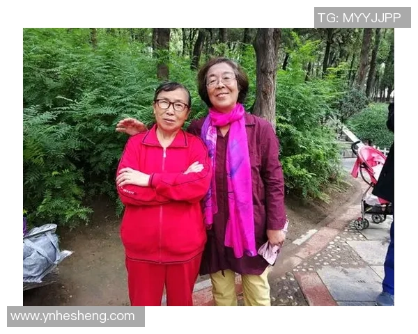 Eddie龙团稳健输出Supa在回城时意外送头引发热议